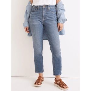 Madewell Curvy Perfect Vintage Jeans in Finney Wash